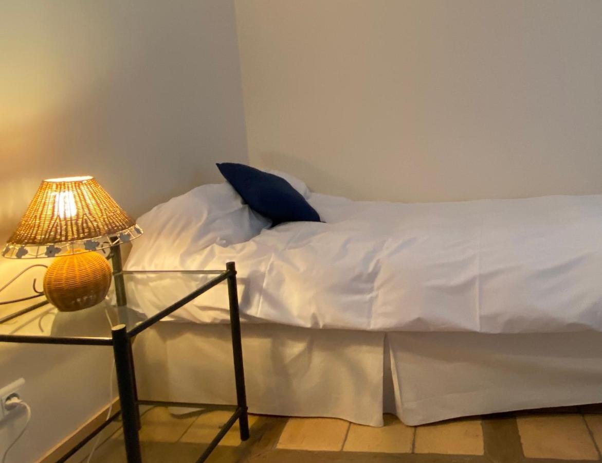 L'Antilope Hotel Nancay Екстериор снимка
