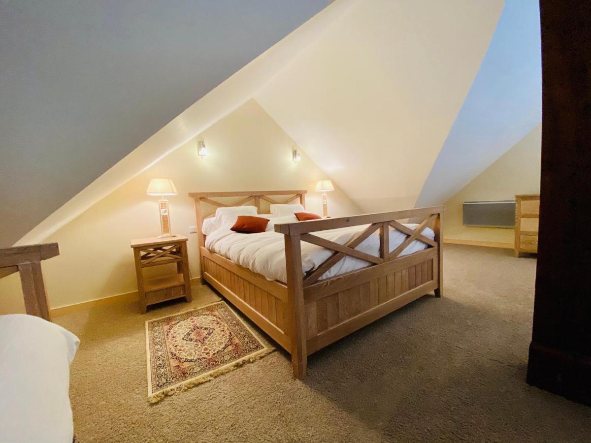L'Antilope Hotel Nancay Екстериор снимка
