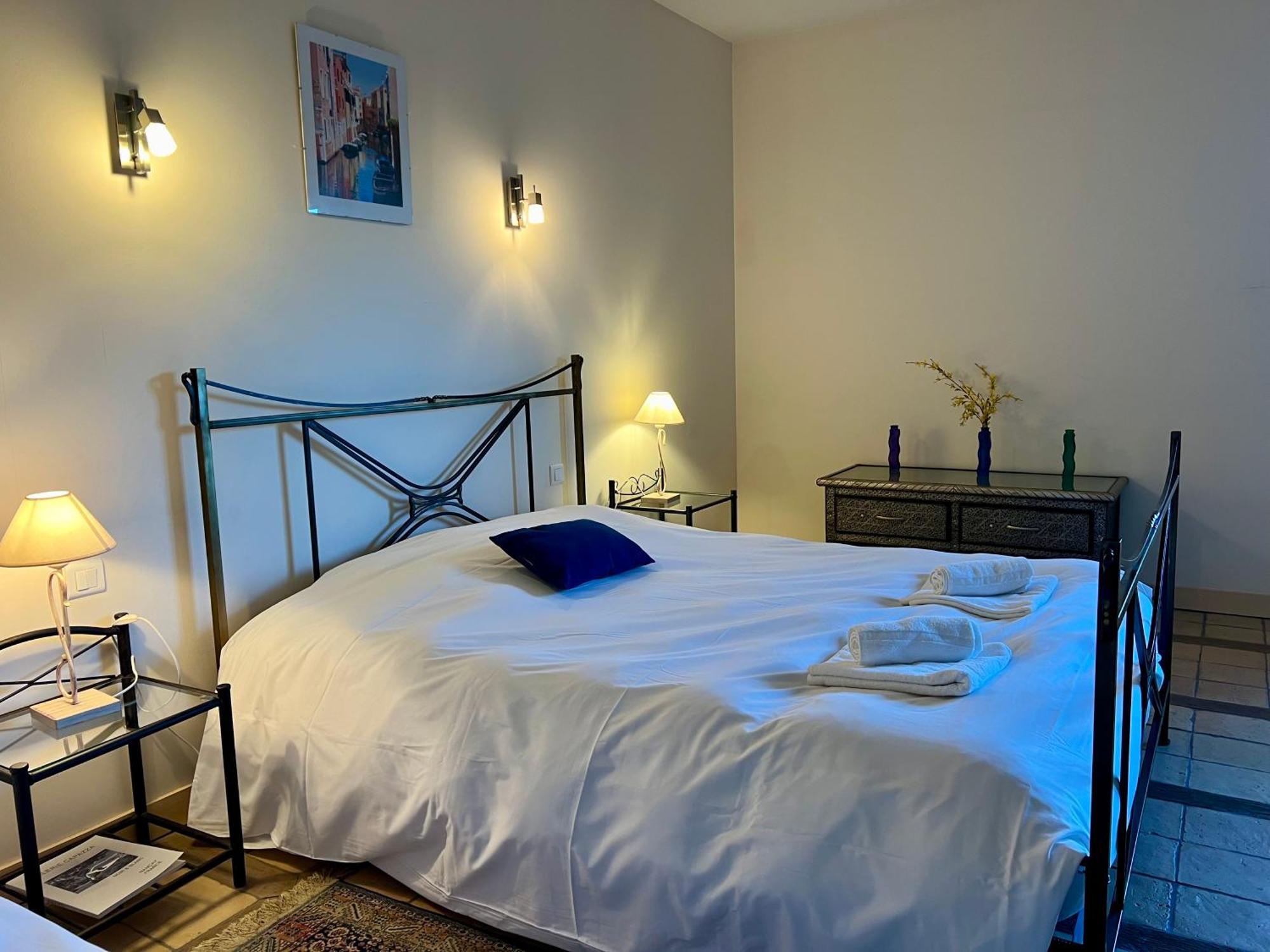 L'Antilope Hotel Nancay Екстериор снимка