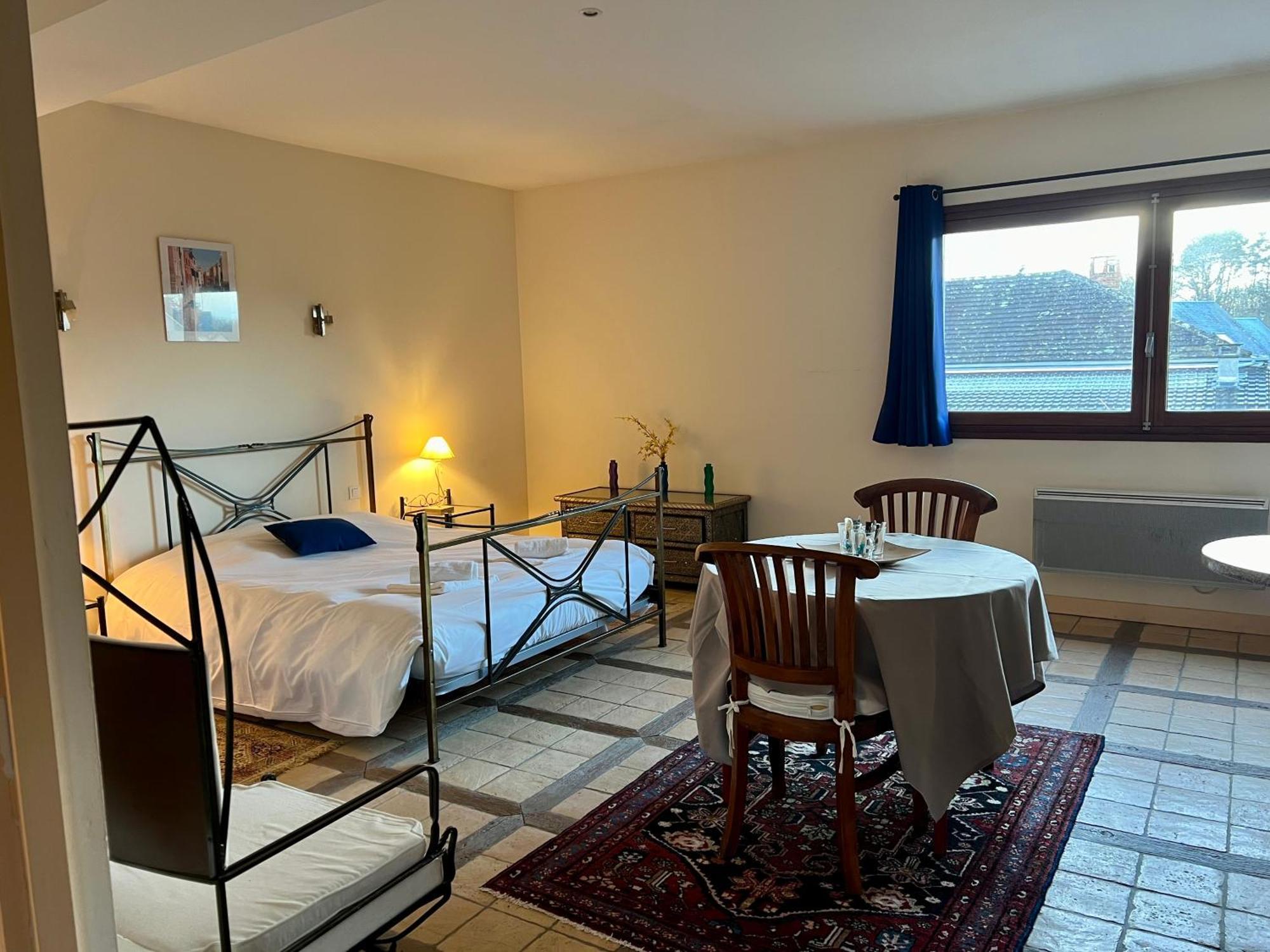 L'Antilope Hotel Nancay Екстериор снимка